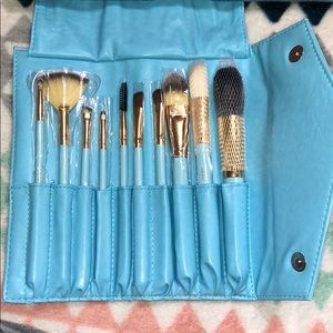 10 piece makeup brush set with travel case
